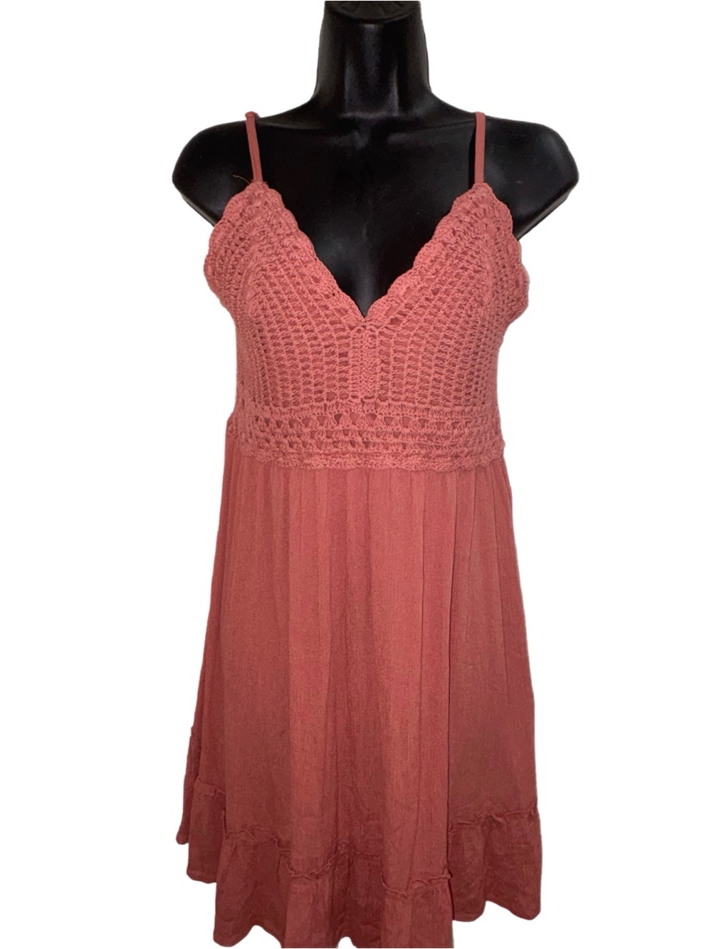 Sexy Crochet Bodice Spaghetti Strap Dress — Dusty Rose ⭐️NWT⭐️
